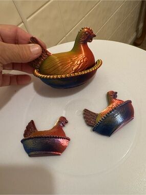 Iridescent Hen on Nest Decorative Dish - Set of 3